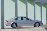 Mercedes-Benz E-Class 2002 года
